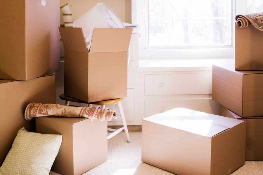 Thùng carton chuyển nhà sắp xếp đồ đạc dễ dàng